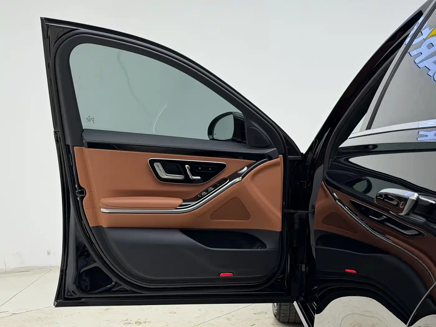 Mercedes-Benz S-Class 2023 Facelift S 400 L Business фото 16
