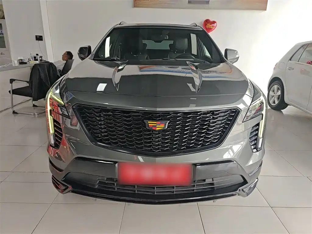 Cadillac XT4 2018 28T FWD Leading Edition фото 3