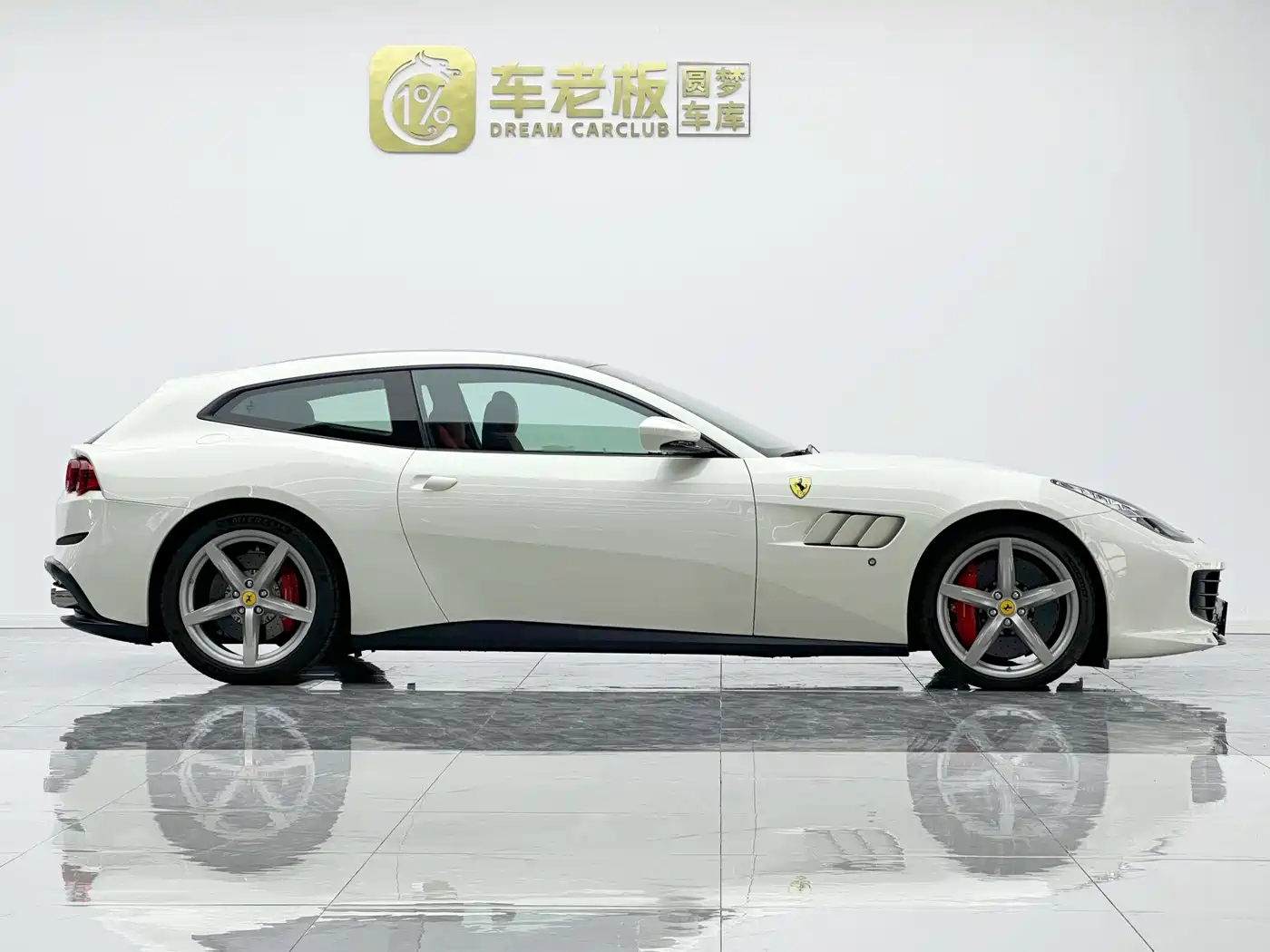 Ferrari GTC4Lusso 2019 2017 3.9T V8