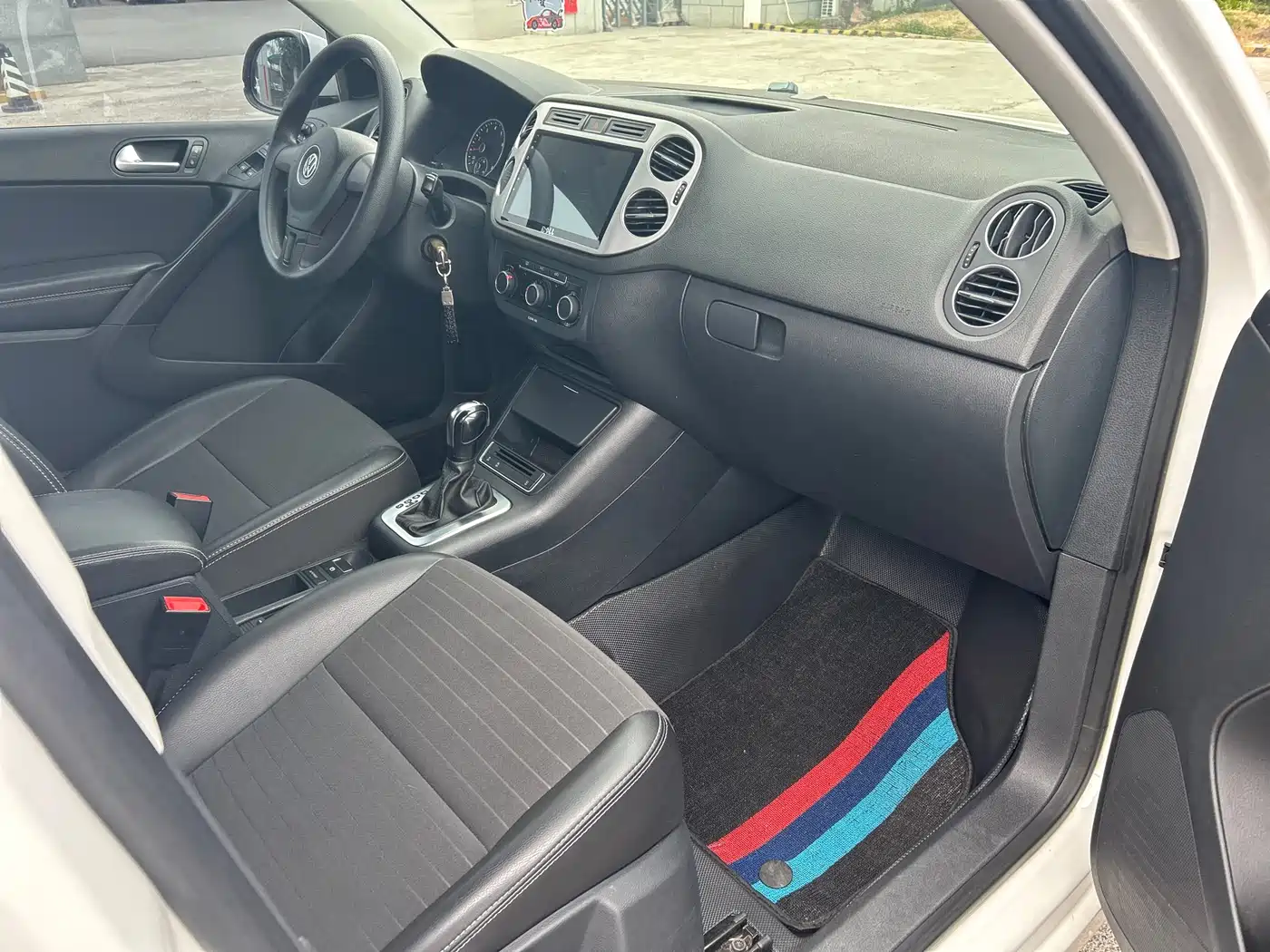 Volkswagen Tiguan 2016 280TSI Automatic 2WD Silk Road Fashion Edition фото 21