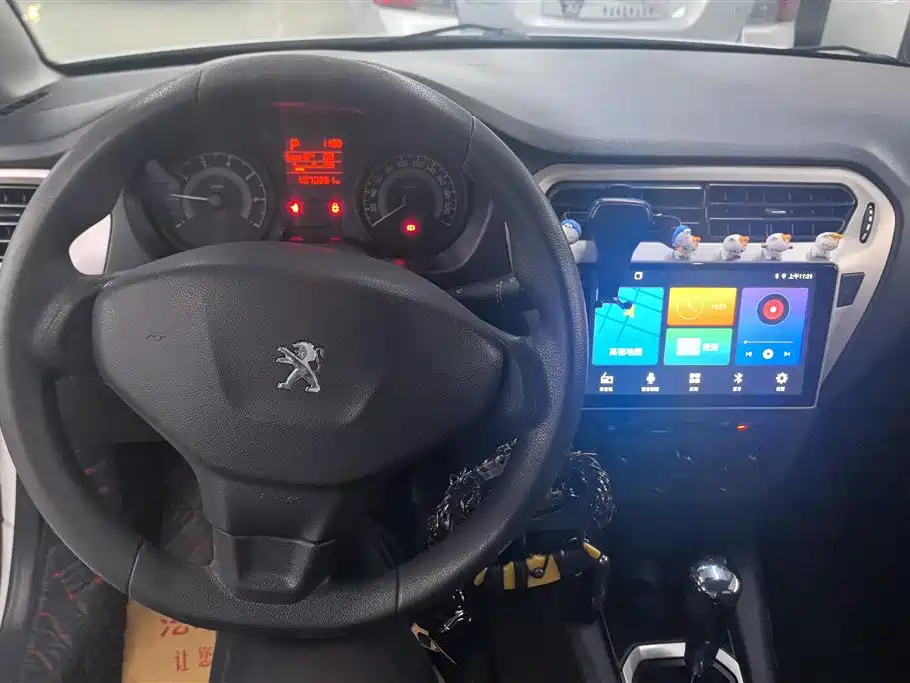 Peugeot 301 2014 1.6L Automatic Comfort Edition фото 12