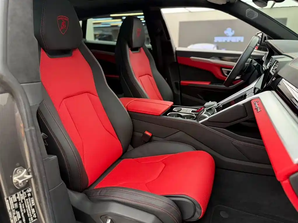 Lamborghini Urus 2021 4.0T V8 фото 11