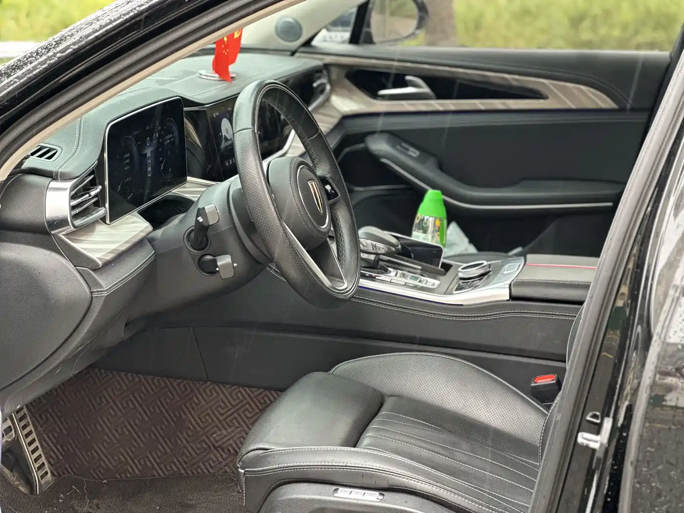 Hongqi H9 2023 Model 2.0T Smart Connect Flagship Edition фото 4
