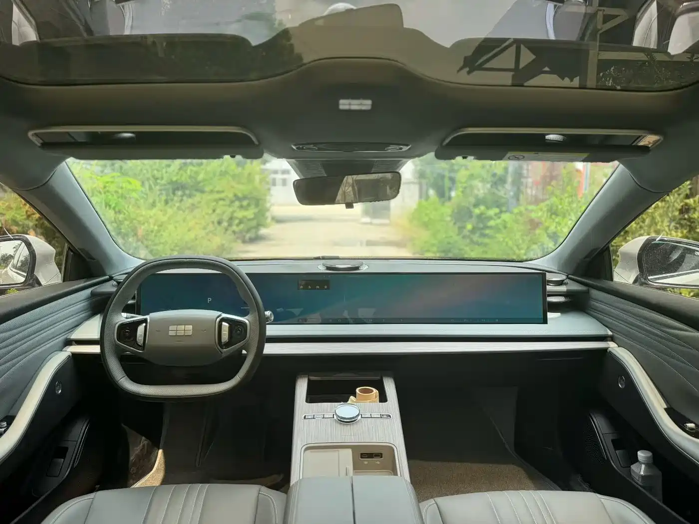 2025 Geely Galaxy Galaxy E8