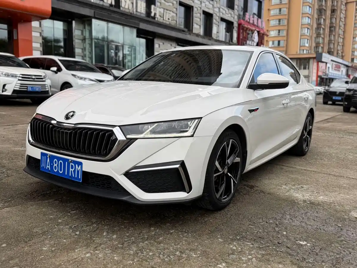 Škoda Octavia 2022 — пригон из Китая