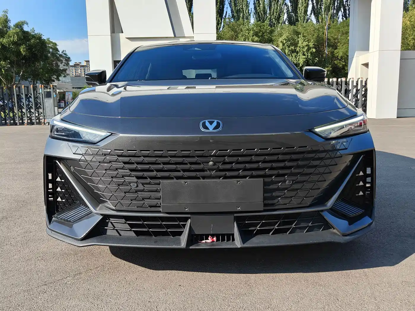 Changan UNI-V 2022 2022 1.5T Smart Pilot Edition