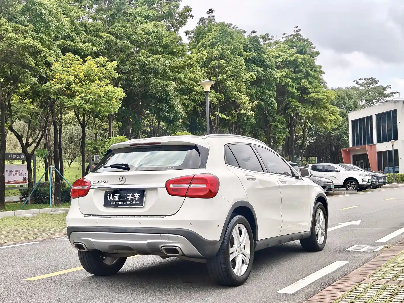 Mercedes-Benz GLA (Import) 2015 GLA 200 фото 5