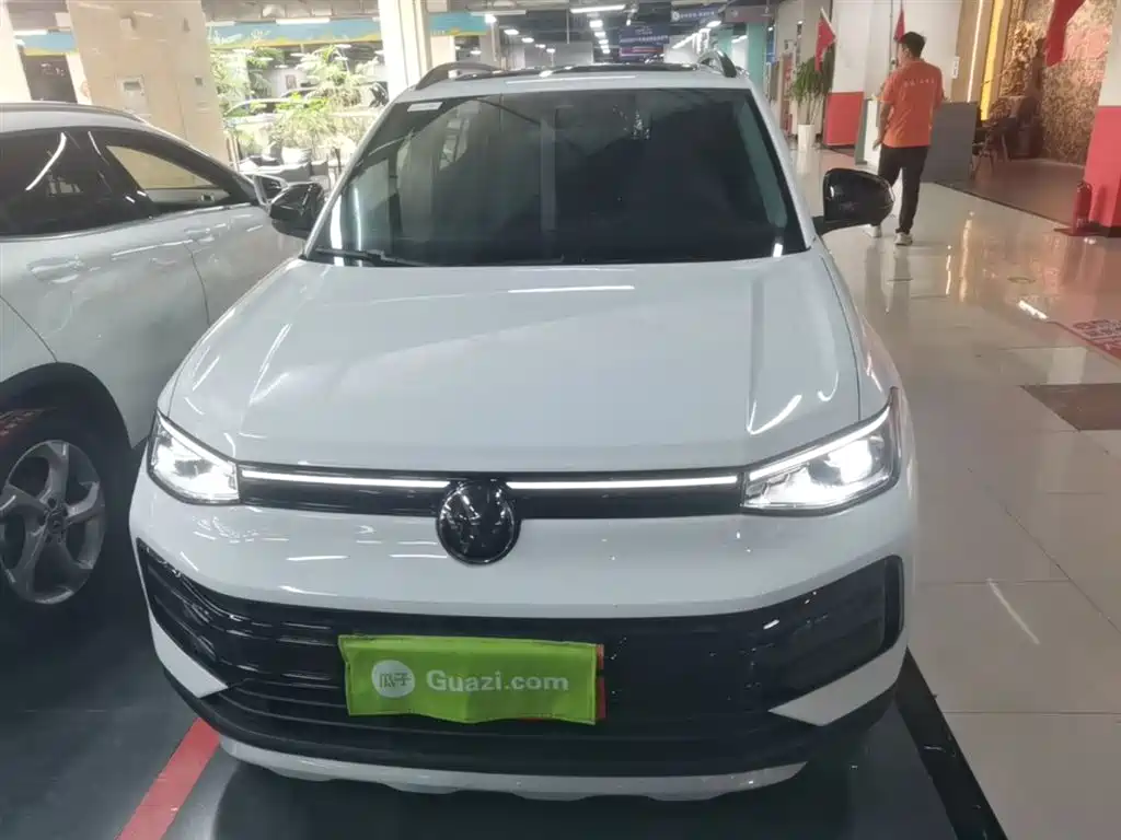 VOLKSWAGEN TUYUE