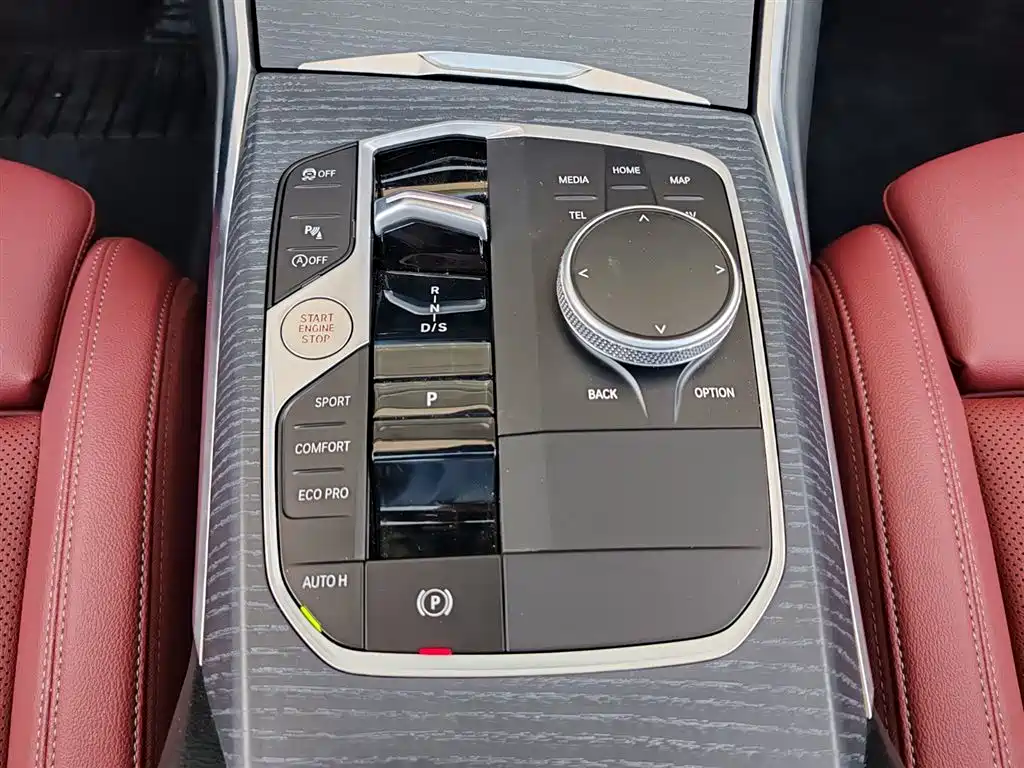 BMW 3 Series 2025 325Li M Sport Package фото 12