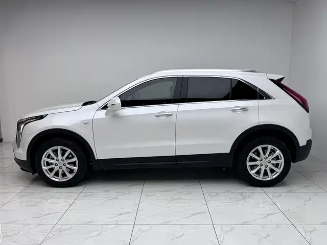 Cadillac XT4 2021 28T FWD Technology Edition фото 7