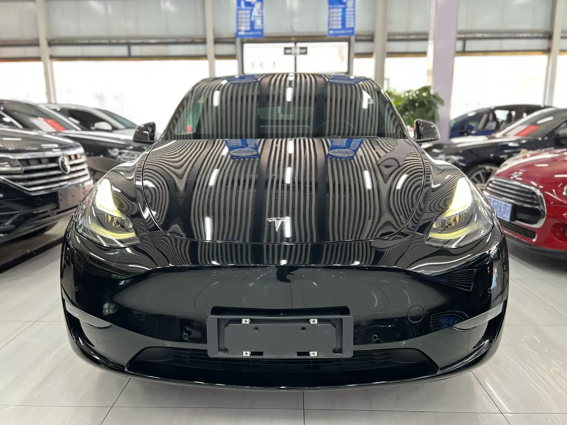 Фото 2 - Tesla Model Y