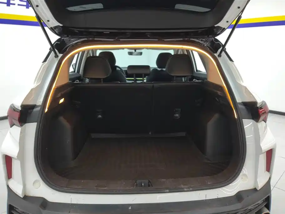 GEELY BINYUE