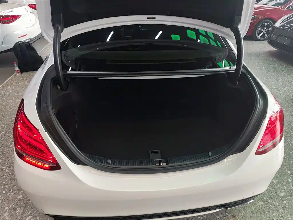 Mercedes-Benz C-Class 2018 C 180 L Fashion Sport Edition фото 15