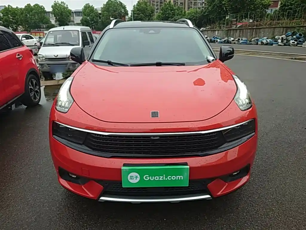 Lynk & Co 01 2019 2.0T AWD Pro Edition China V фото 3