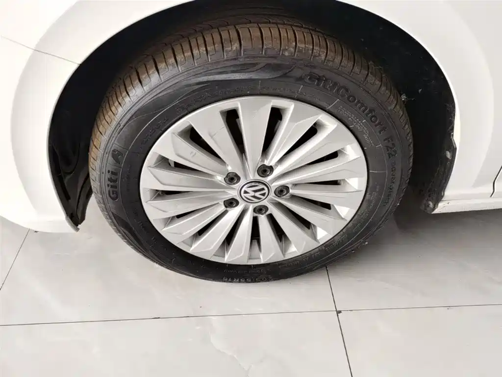 Volkswagen Lavida 2019 1.5L Auto Vision Edition China VI фото 23