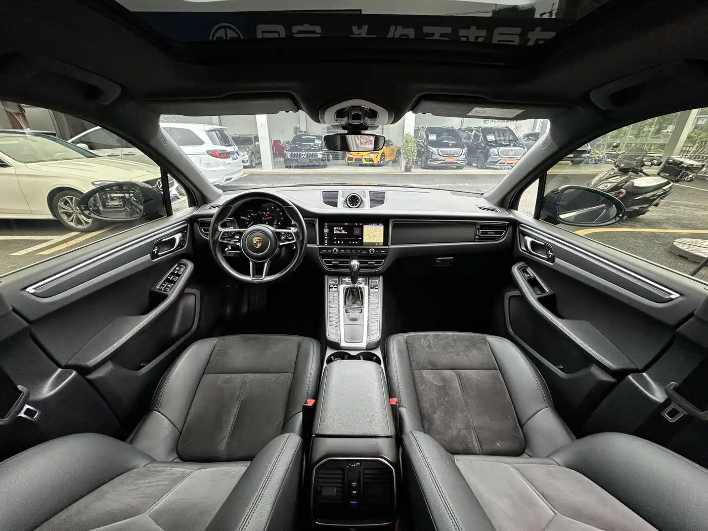 Porsche Macan 2020 Macan 2.0T фото 9