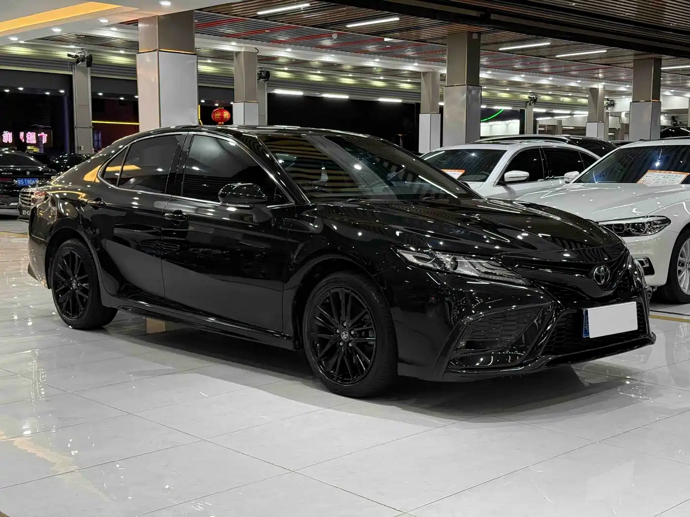Toyota Camry 2023 2.5S Knight Edition фото 3