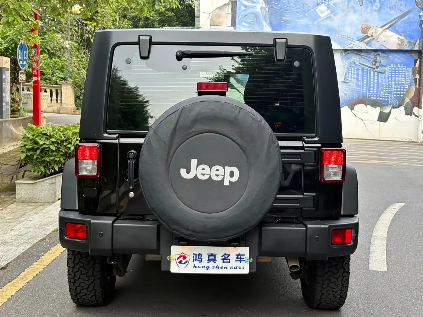 Фото 4 - Jeep Wrangler