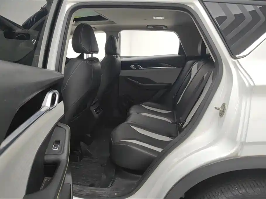 GEELY BINYUE