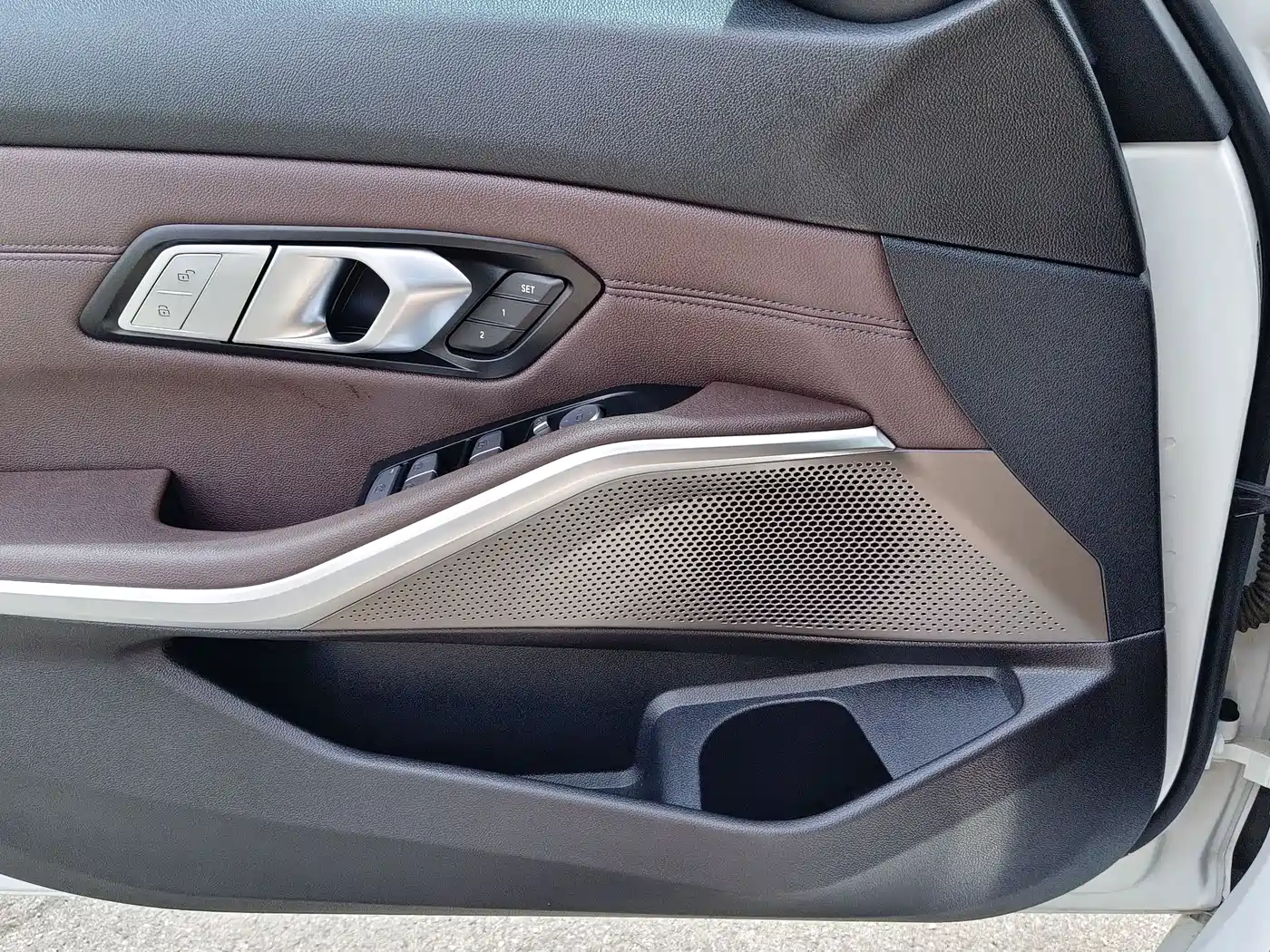 BMW 3 Series 2021 320Li M Sport Package фото 10