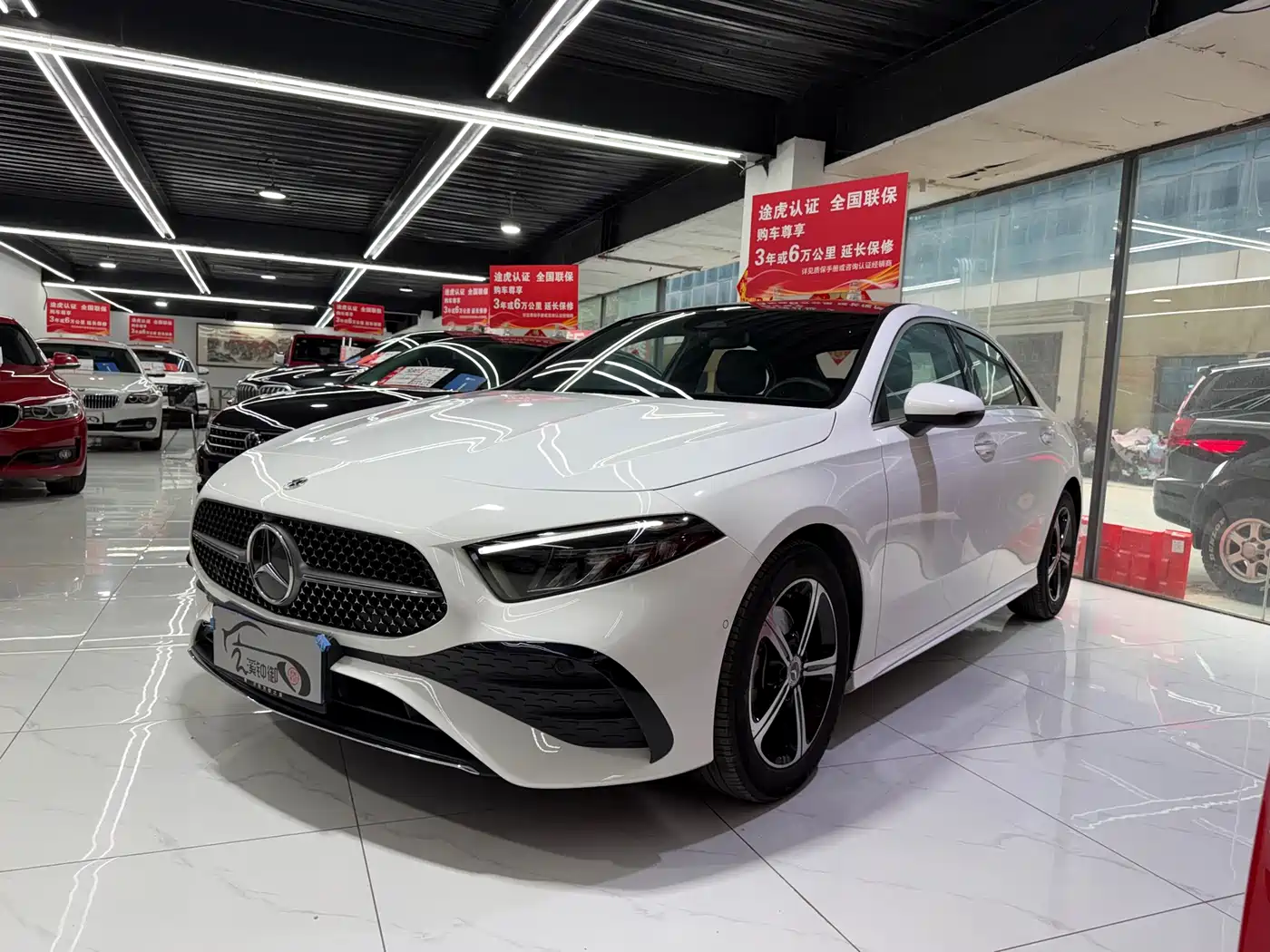 Mercedes-Benz A-Class 2023 A 200 L Fashion