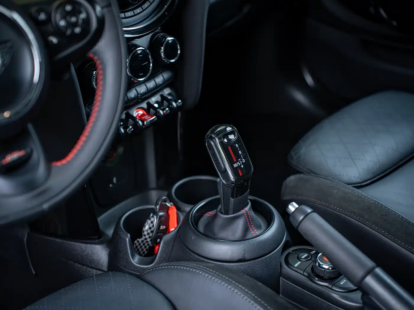 MINI 2019 2.0T COOPER S Classic фото 11
