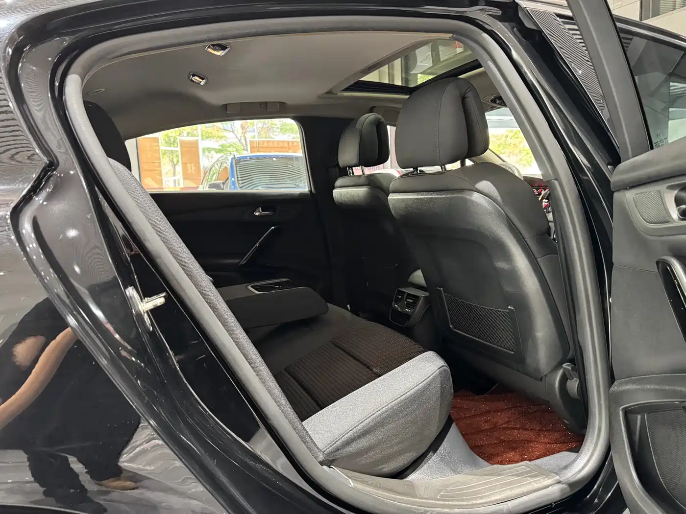 Peugeot 508 2015 1.6THP Auto Comfort Edition фото 17