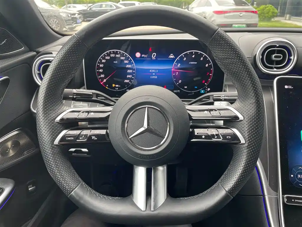 Mercedes-Benz C-Class 2025 C 260 L Night Sport Edition фото 8