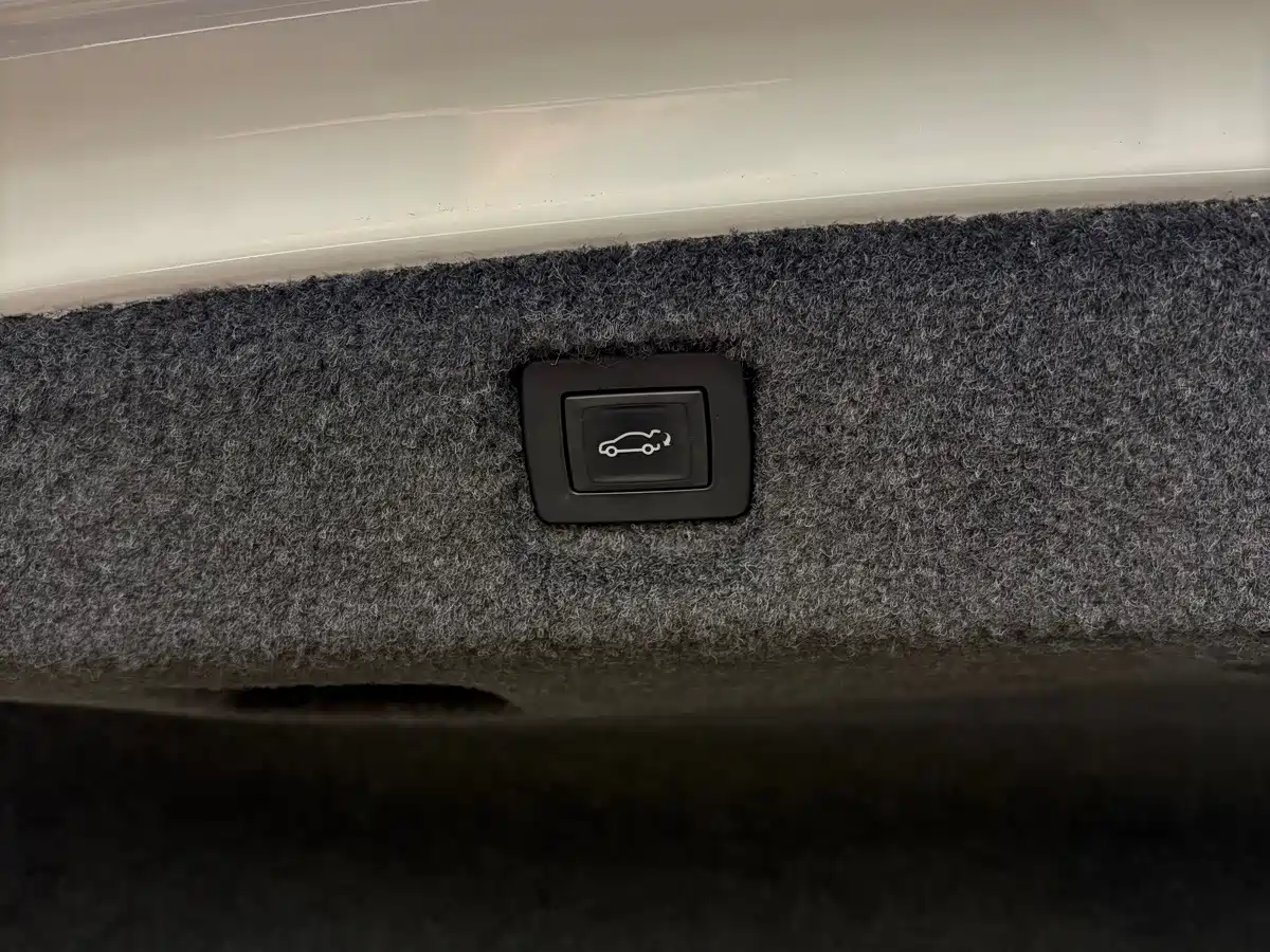 Фото 20 - Cadillac CT6