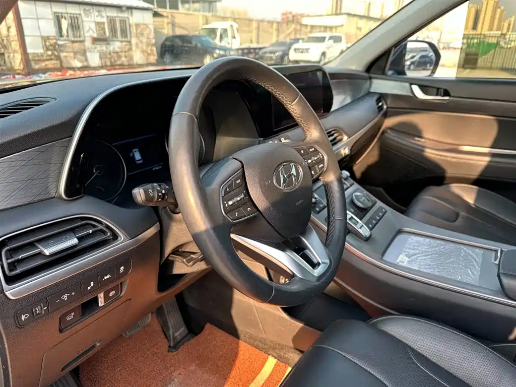 Hyundai Palisade 2021 3.5L Automatic 4WD GLS фото 15