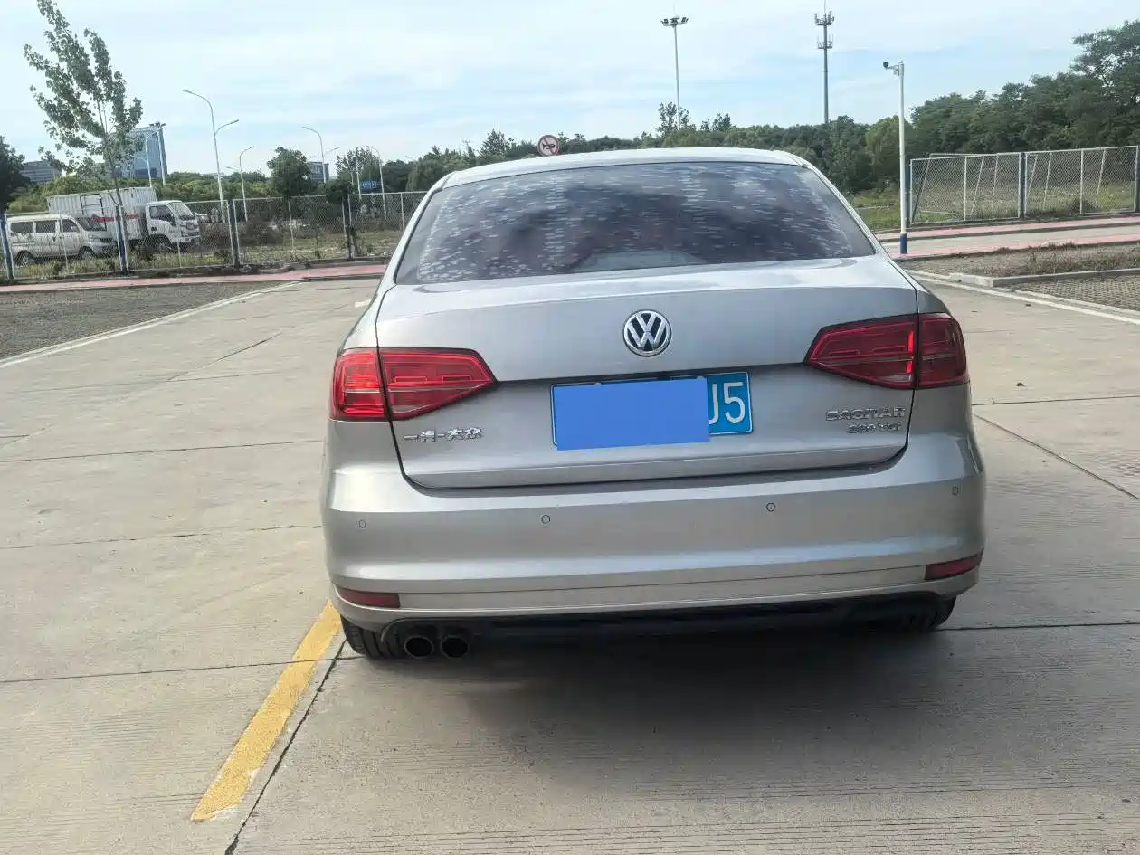 Volkswagen Sagitar 2018 280TSI DSG Spark Edition фото 7