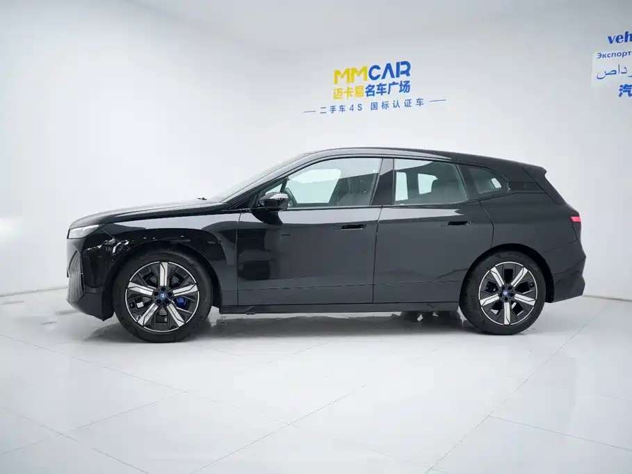 BMW iX 2023 2022 xDrive40