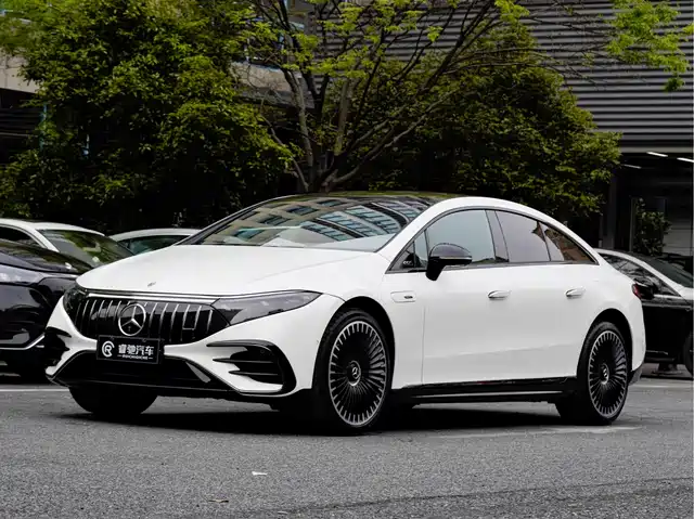 MERCEDES-BENZ EQS AMG