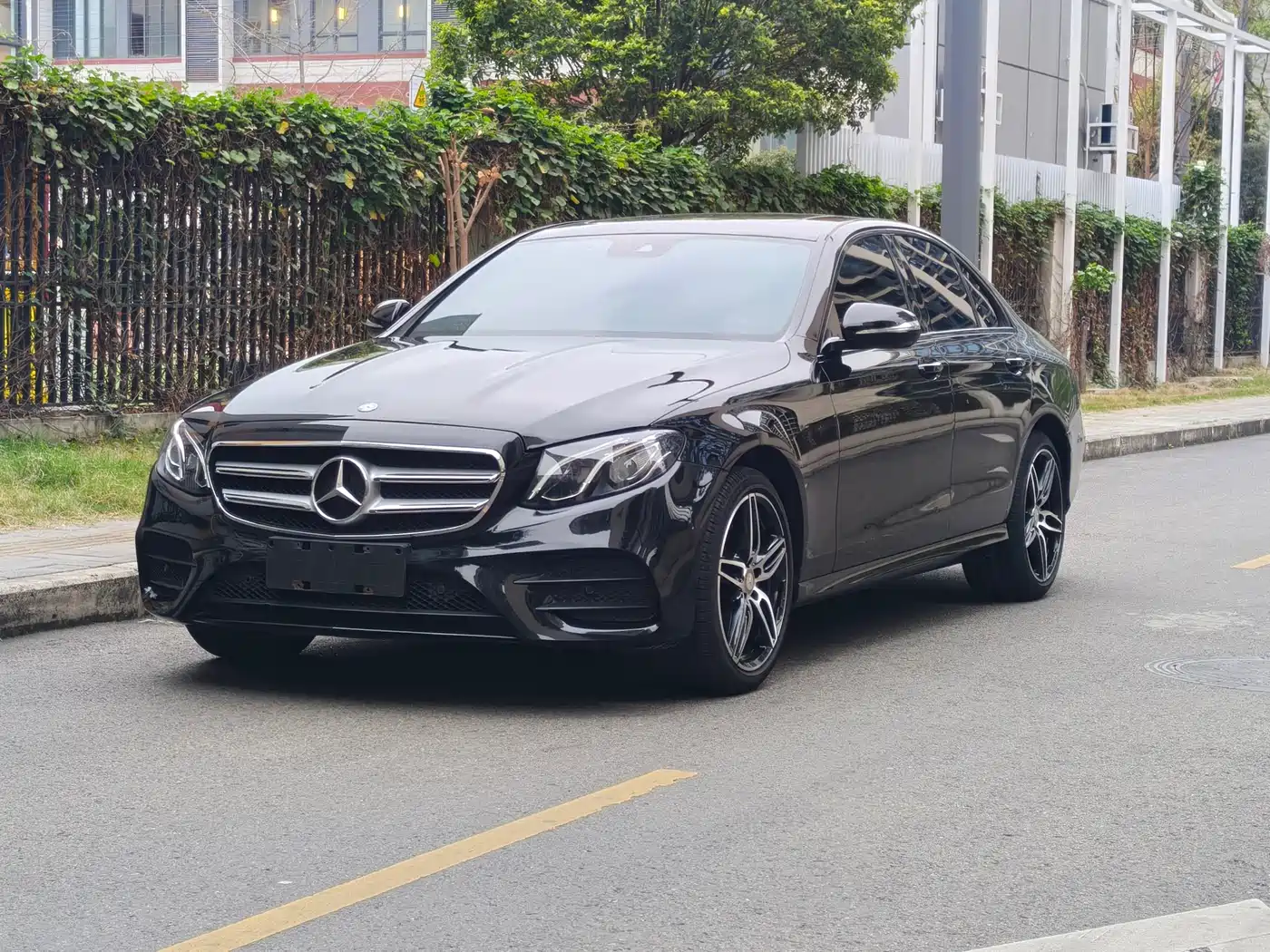 Mercedes-Benz E-Class 2017 E 200 Sport