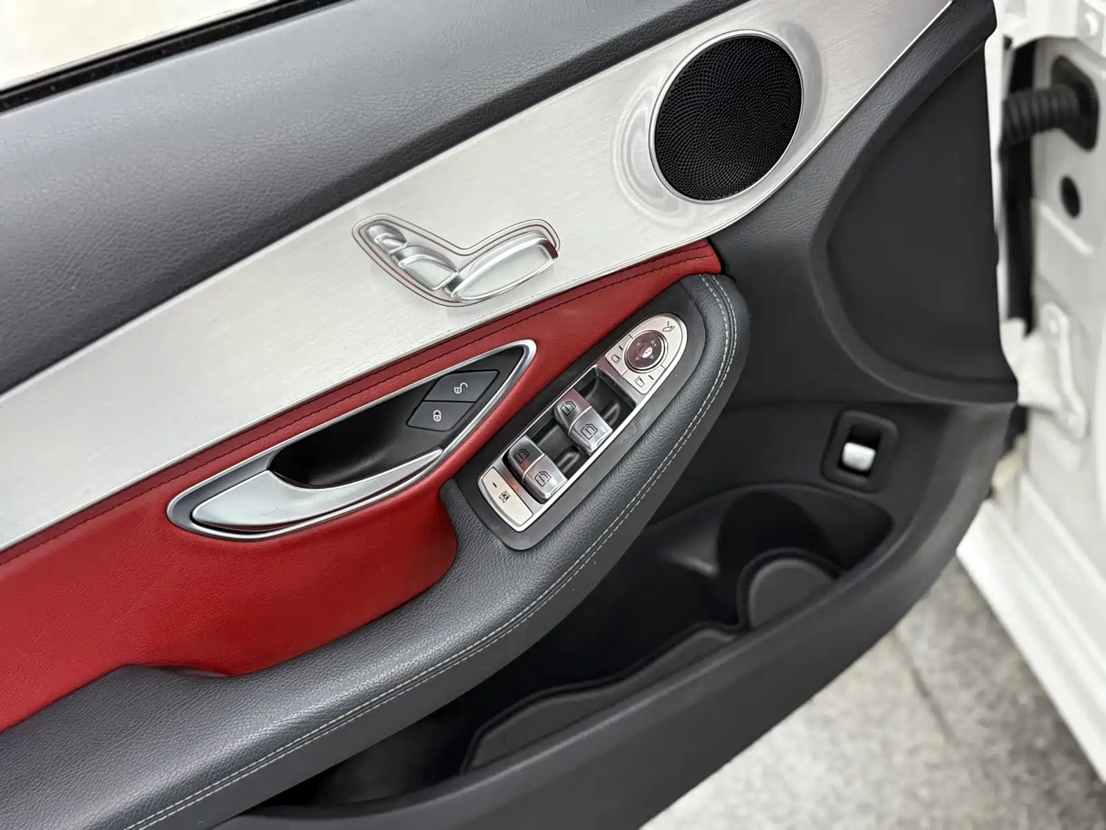 Фото 6 - Mercedes-Benz C-Class
