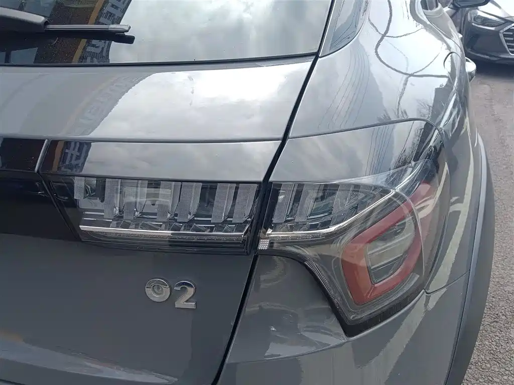Lynk & Co 02 2018 Model 1.5T DCT 2WD Yao Pro Edition China V фото 8