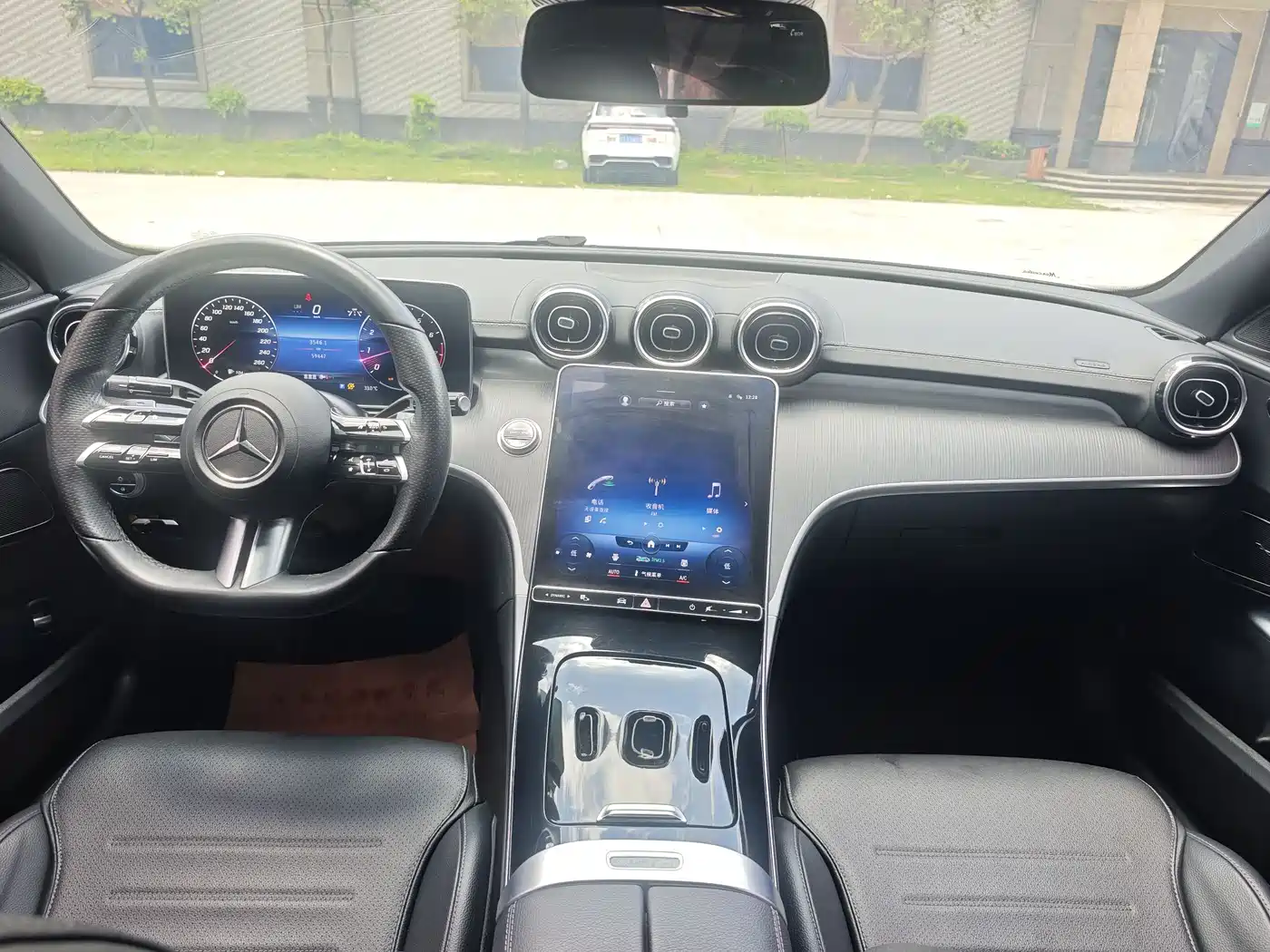Mercedes-Benz C-Class 2022 Facelift C 200 L Sport фото 15