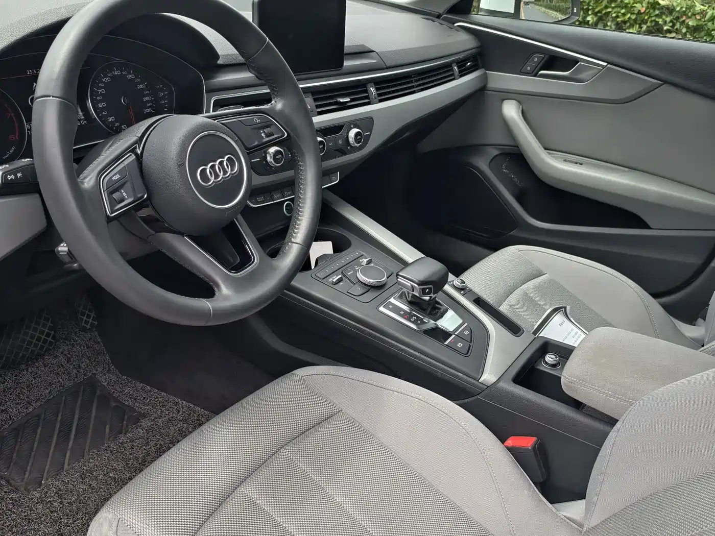Audi A4L 2018 30th Anniversary 40 TFSI Progressive фото 8