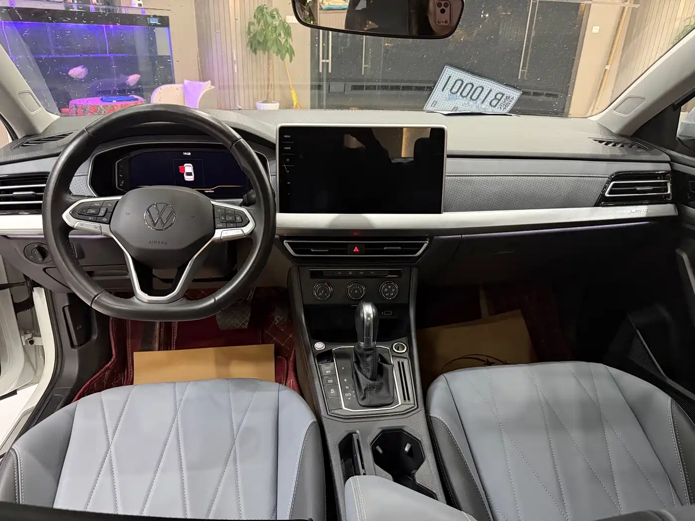 Volkswagen Lavida 2023 1.5L Automatic Starlight 5 Million Edition фото 14