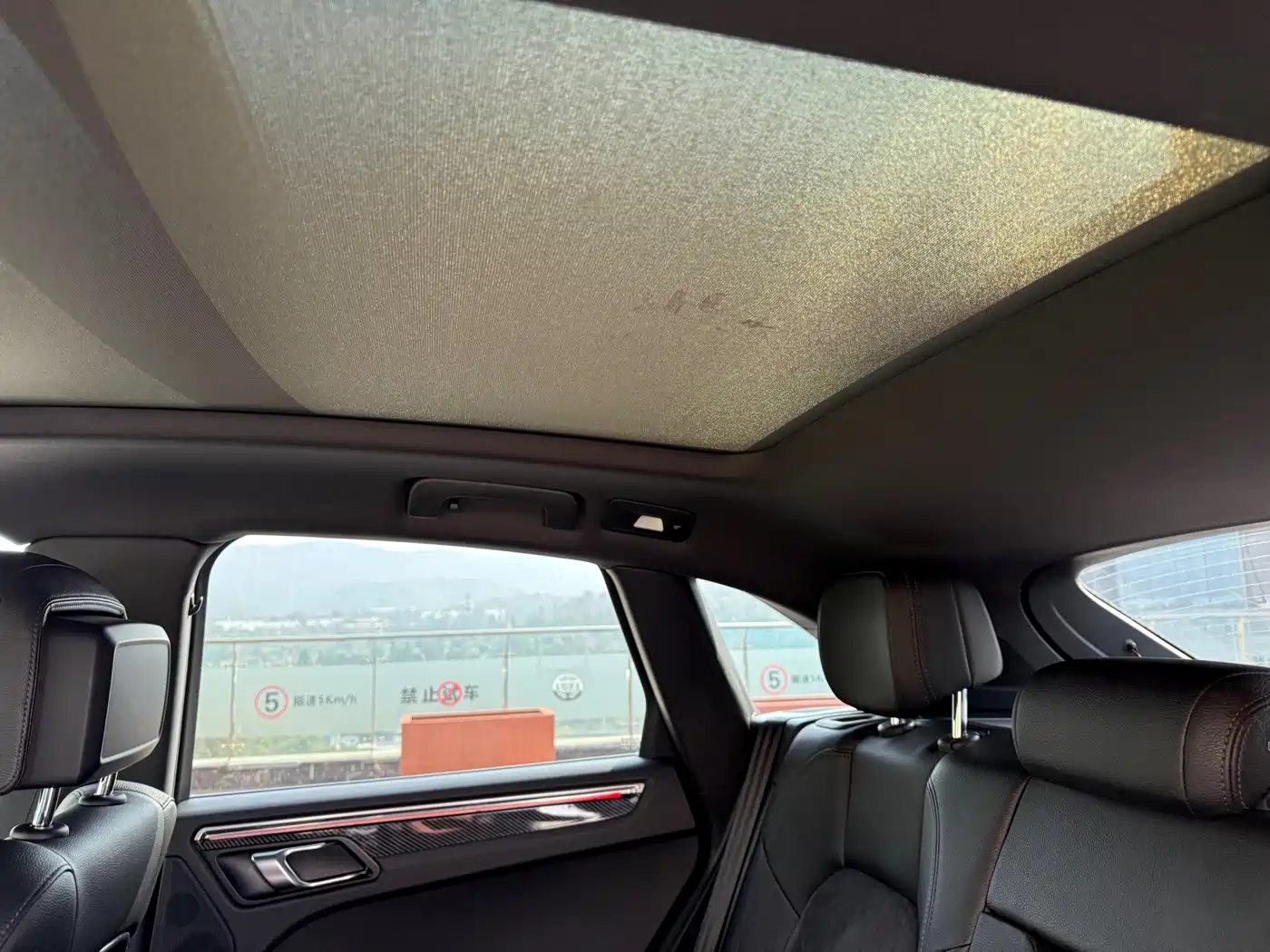 Porsche Macan 2018 Macan 2.0T фото 35