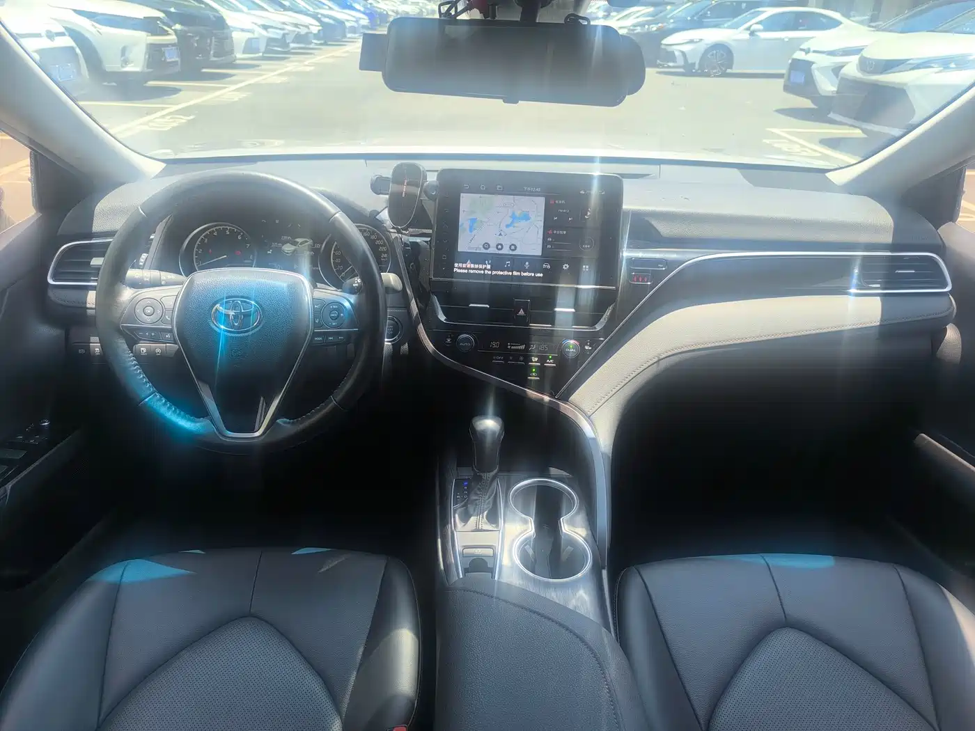 Toyota Camry 2023 2.0G Luxury Edition фото 5