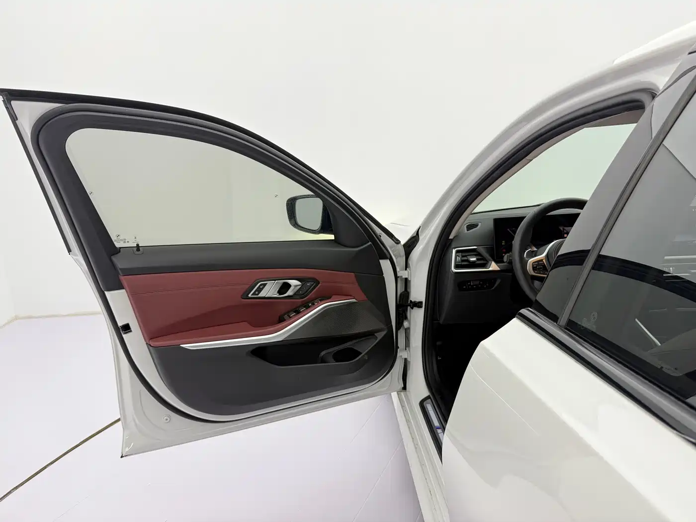 BMW 3 Series 2023 320Li M Sport Package фото 19