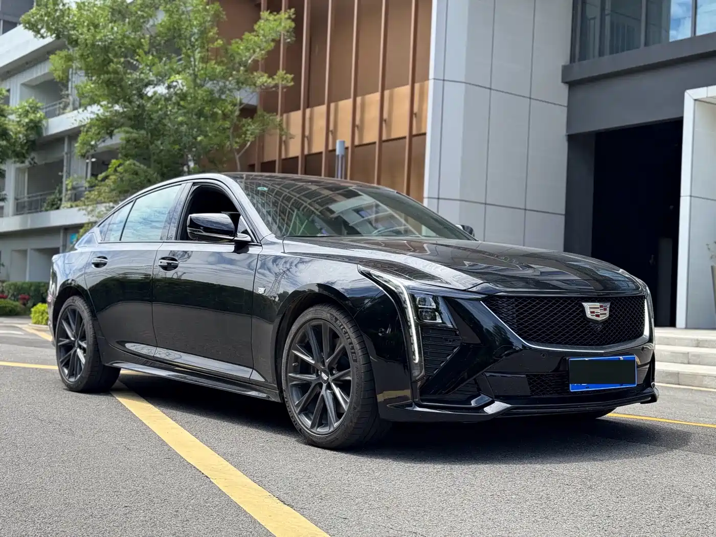 Cadillac CT5 2024 28T Platinum Edition фото 3