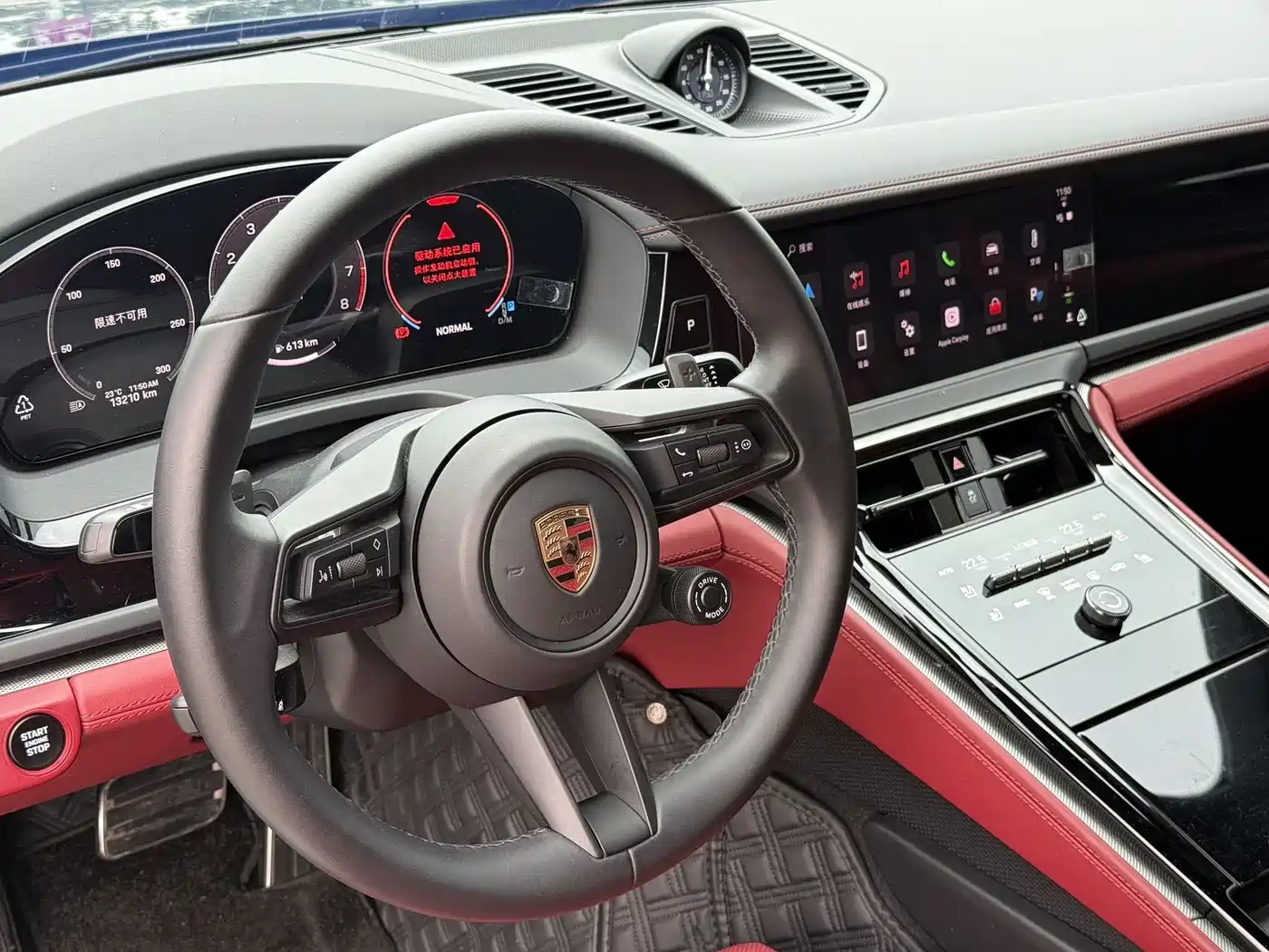 PORSCHE PANAMERA