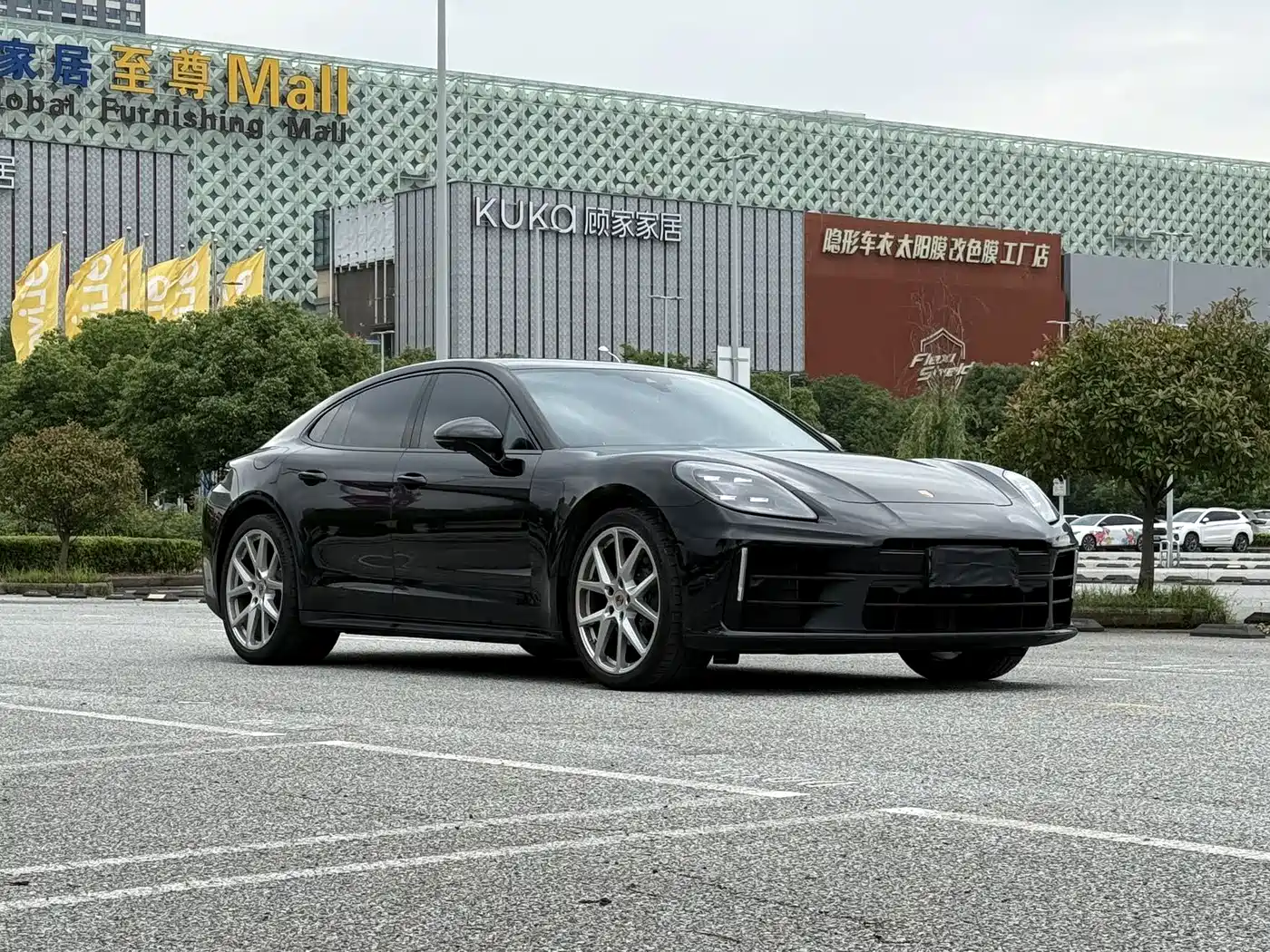 PORSCHE PANAMERA