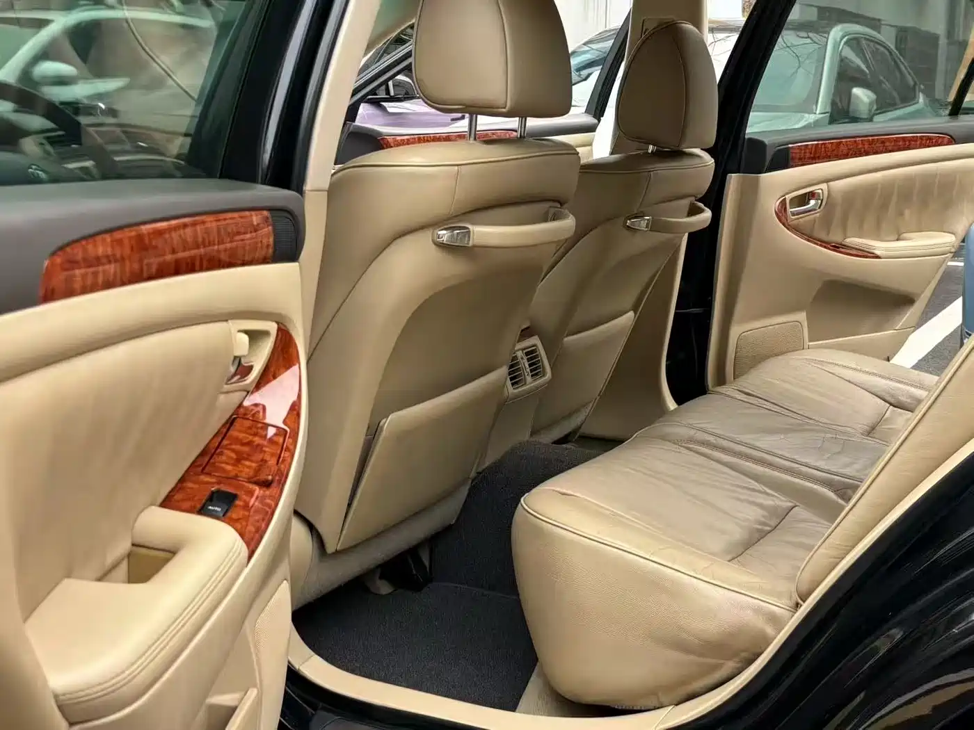 Toyota Crown 2006 2.5L Royal Leather Edition фото 7