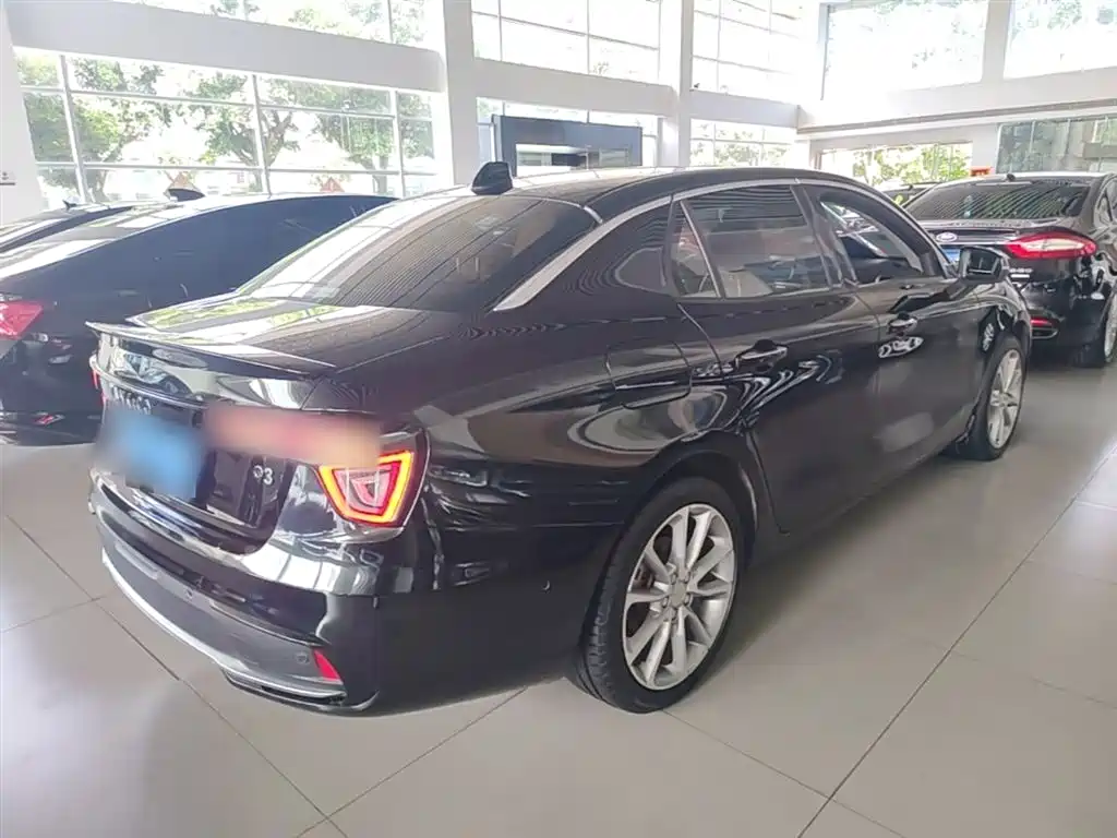 Lynk & Co 03 2018 1.5TD DCT Pro Version China V фото 7