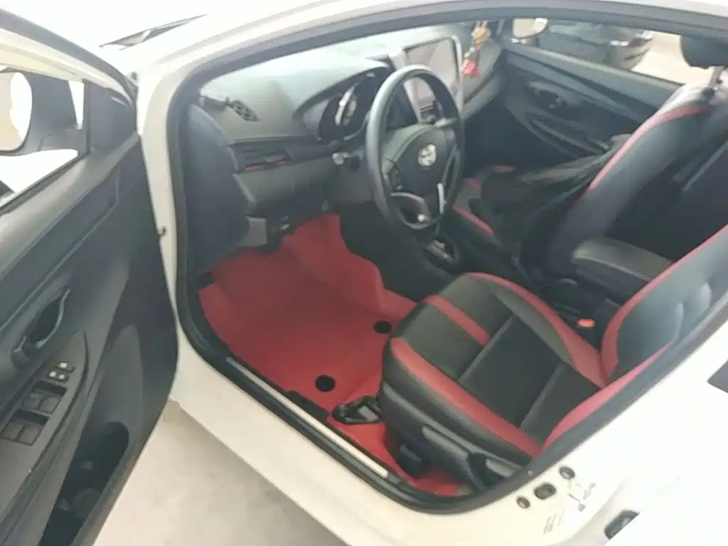 Toyota Yaris, миниатюра 16