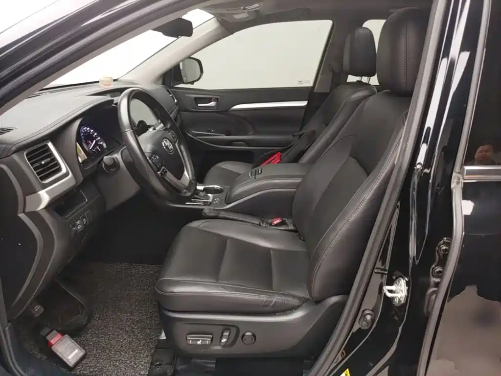 Toyota Highlander 2017 2.0T 4WD Premium 7-Seater фото 15