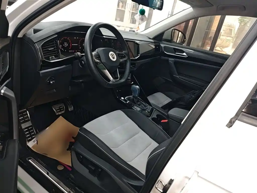 Volkswagen Tayron X 2020 330TSI 2WD Premium Smart Edition фото 16